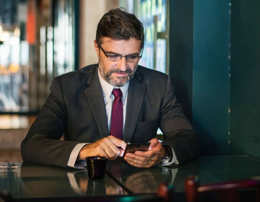 corporate-man-on-the-phone