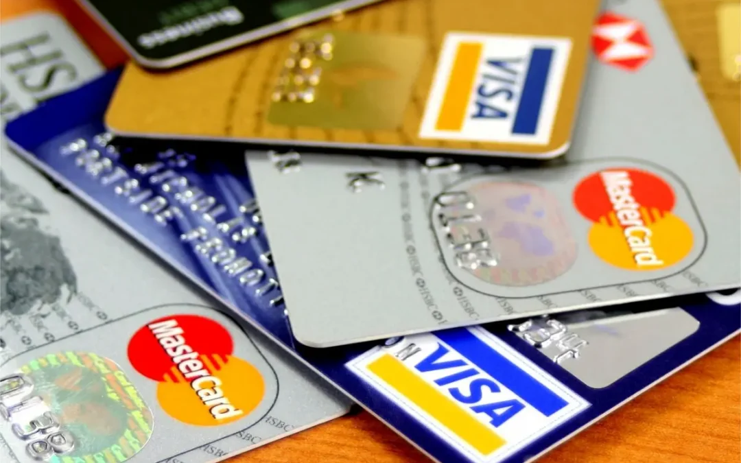 A Cash Back Credit Card Provider vs AptPayment – A Comparison